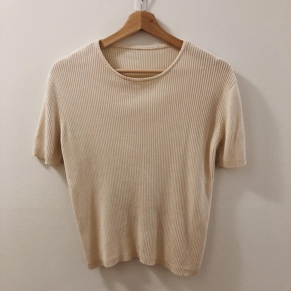 SOLD Vintage Ribbed Tee - Picture 2 of 3